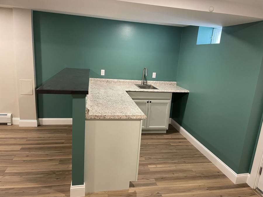 Custom wet bar